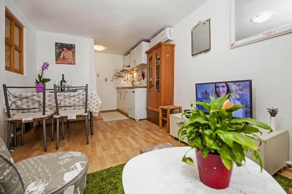 רוביני Apartment Premsai מראה חיצוני תמונה