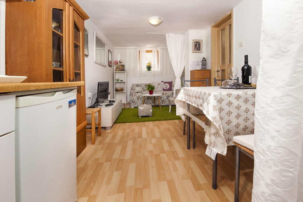 רוביני Apartment Premsai מראה חיצוני תמונה