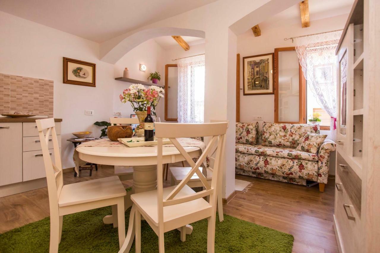רוביני Apartment Premsai מראה חיצוני תמונה